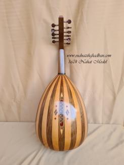 1604 نحات موديل